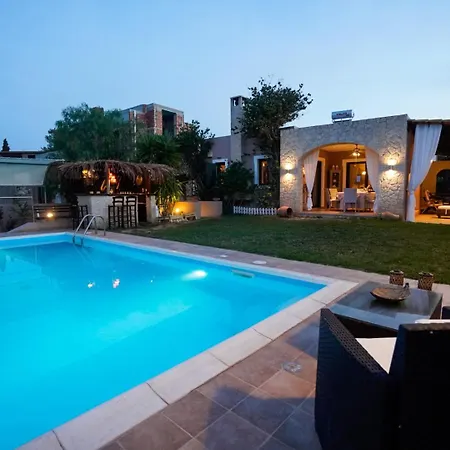 Villa Irene: θέα πισίνα, θέα θάλασσα *